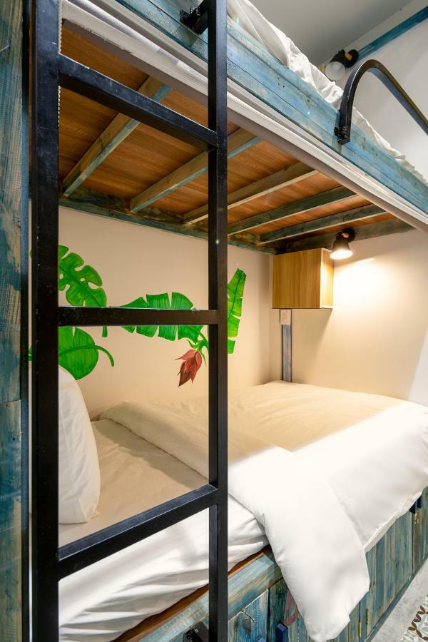 Go Home Homestay & Coffee ダナン市 エクステリア 写真